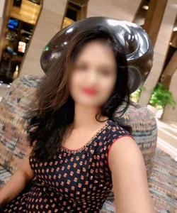 Call Girl Ahemdabad Radha