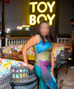 Call Girl Ahemdabad Sangeeta