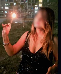 Call Girl Ahemdabad Sheela