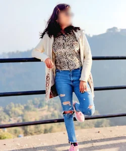 Call Girl Ahemdabad Shivani